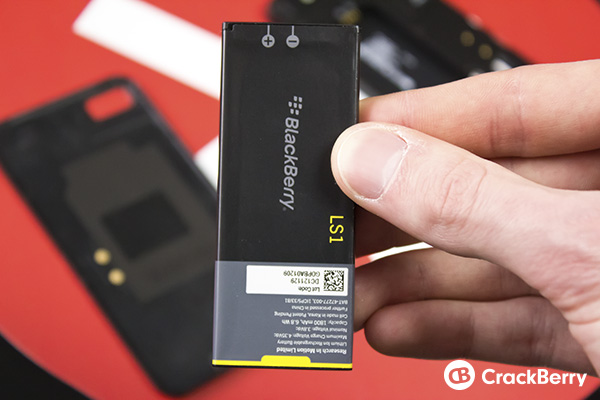 blackberry-z10-battery3.jpg